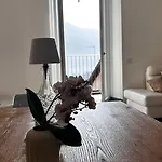 Casa Marlene Quadrilocale Con Vista Isola Comacina 度假居 *