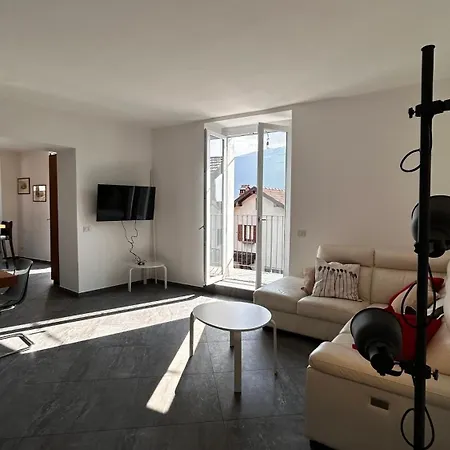 Casa Marlene Quadrilocale Con Vista Isola Comacina 欧苏西奥