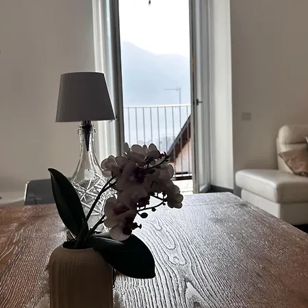 Casa Marlene Quadrilocale Con Vista Isola Comacina Σπίτι διακοπών *